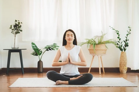 Penting! Ini 6 Gerakan Yoga yang Harus Dikuasi Oleh Pemula