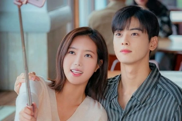 4 Rekomendasi Film Korea Genre Romantis Tahun 2021 Yang Wajib Ditonton