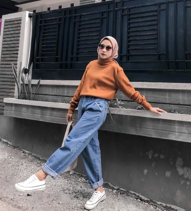 Hijab yang Cocok untuk Baju Warna Coklat Tua, Intip Inspirasinya!