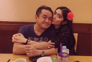 Terpaut Belasan Tahun, Suami Revi Mariska Ternyata Sarjana Hukum