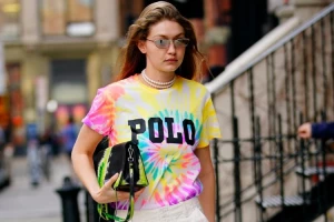 Trend Baju Tie Dye, Berikut Jenis dan Cara Membuatnya