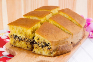 Hidangan Manis Favorit, Berikut Cara Membuat Martabak Coklat Di Rumah