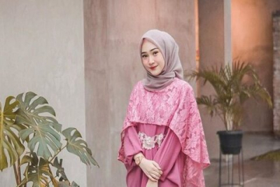 Baju Pink Cocok Dengan Jilbab Warna Apa Aja? Yuk cari tahu! 