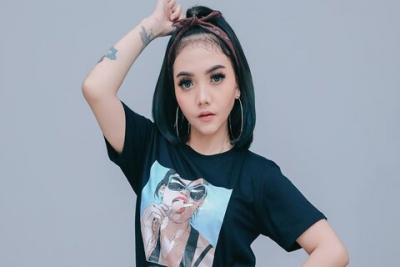 Kunci Gitar Tepung Kanji, Lengkap dengan Lirik dan Terjemahannya