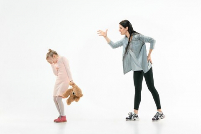 Mengapa Anak Selalu Salah Dimata Orang Tua? Ternyata Ini Penyebabnya