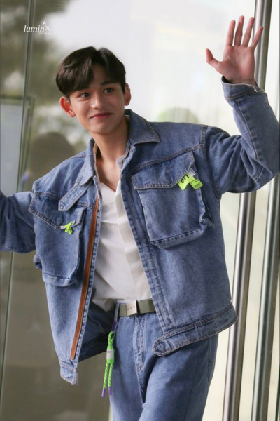 5 Idol K-Pop Dengan Julukan Happy Virus, Ada Bias Kamu?