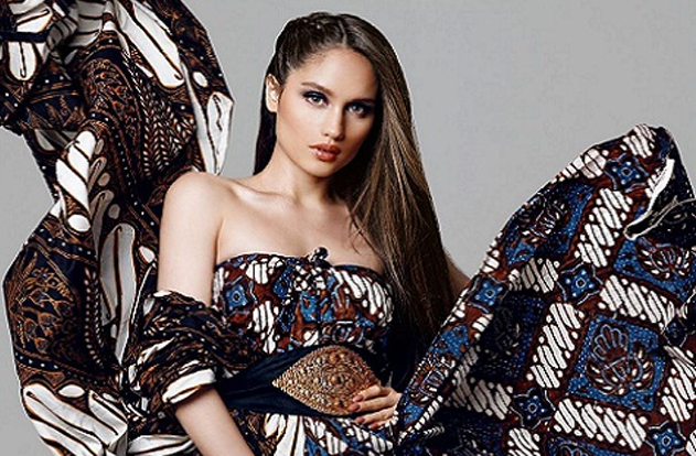 8 Model Baju Batik Zaman Sekarang, Anti Ketinggalan Tren Fashion
