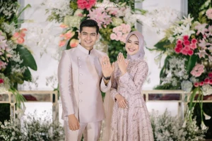 9 Fakta Acara Lamaran Ria Ricis dan Teuku Ryan yang Bikin Terharu Netizen